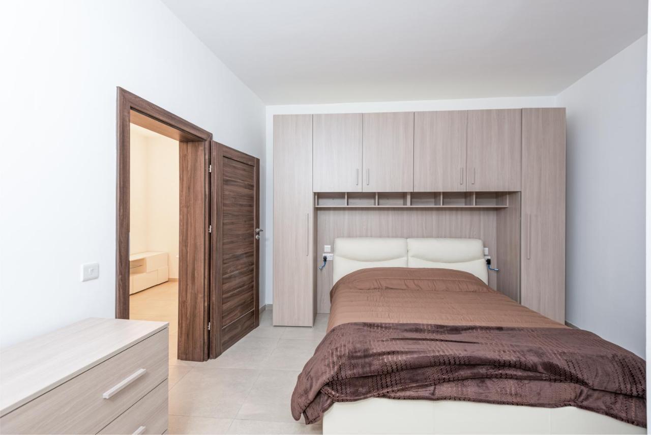 Seaview The Terraces 3 Bedroom St. Paul's Bay Bagian luar foto